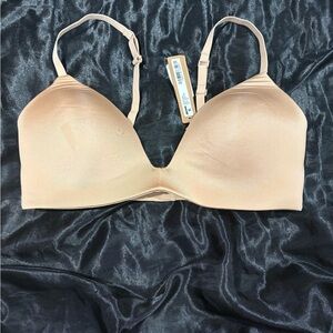 SKIMS wireless form lightly line bra in clay size 34C
